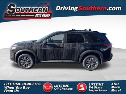 New 2025 Nissan Pathfinder SV