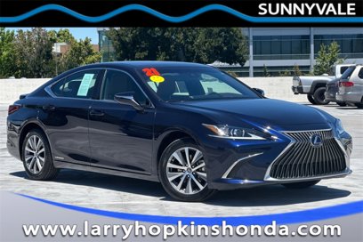 Used 2021 Lexus ES 300h w/ Accessory Package