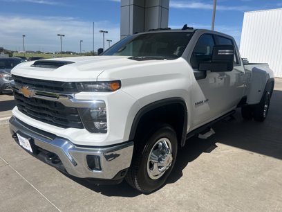 Used 2025 Chevrolet Silverado 3500 LT
