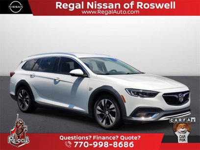 Used 2018 Buick Regal Essence w/ Driver Confidence Package #1