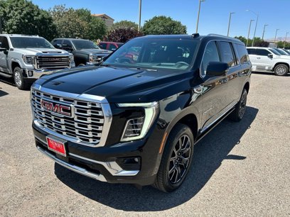 New 2025 GMC Yukon XL Denali w/ Sun & Power Step Package