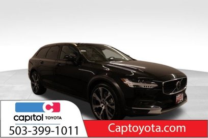 Used 2023 Volvo V90 B6 Cross Country Ultimate w/ Climate Package