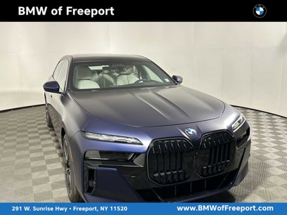New 2025 BMW 760i xDrive