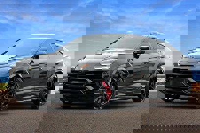 Used 2023 Lamborghini Urus S