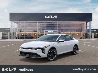 New 2025 Kia K4 EX