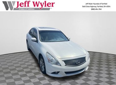 Used 2013 INFINITI G37 x w/ Premium Pkg
