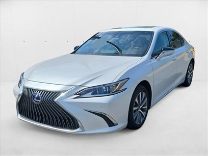 Used 2021 Lexus ES 300h w/ Premium Package
