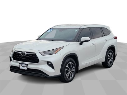 Used 2022 Toyota Highlander XLE