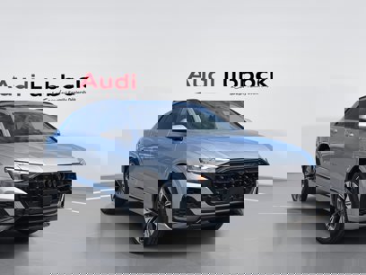 New 2025 Audi Q8 Premium