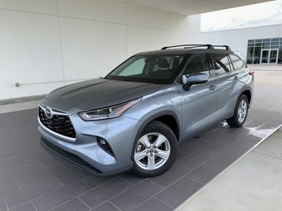 Used 2021 Toyota Highlander LE