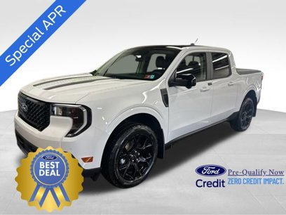New 2025 Ford Maverick Lariat w/ Black Appearance Package