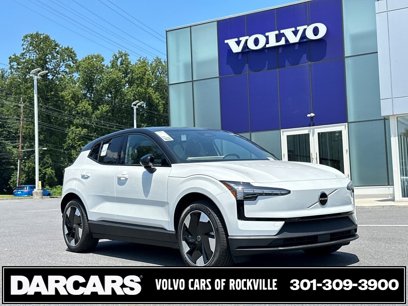 New 2025 Volvo EX30 Plus w/ Climate Package