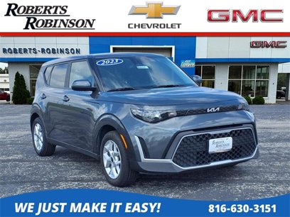 Used 2023 Kia Soul LX w/ Option Group 015
