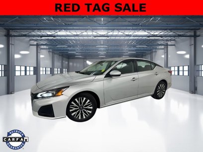 Used 2023 Nissan Altima 2.5 SV