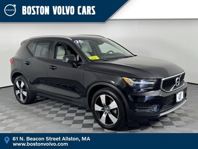 Used 2020 Volvo XC40 T5 Momentum w/ Protection Package Premier