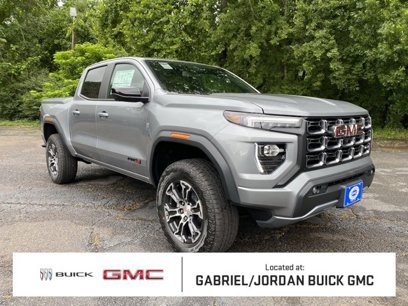 New 2025 GMC Canyon AT4 w/ Technology Plus Package
