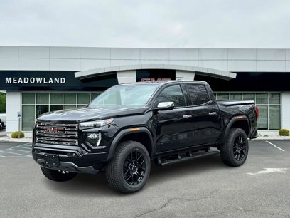 New 2025 GMC Canyon Denali w/ LPO, Denali Black Edition
