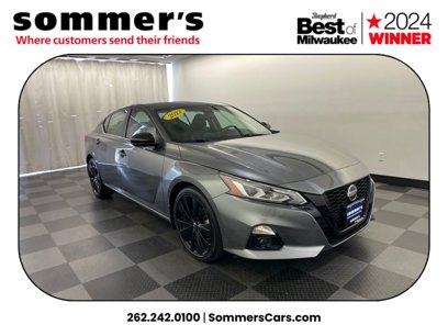 Used 2022 Nissan Altima 2.5 SR w/ Midnight Edition Package