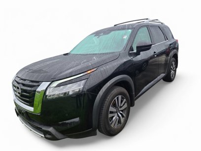 Used 2023 Nissan Pathfinder SL