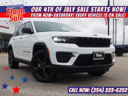 Used 2023 Jeep Grand Cherokee Altitude