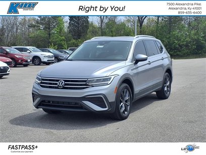 Used 2022 Volkswagen Tiguan SE w/ Panoramic Sunroof Package