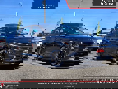 New 2025 Kia K4 EX