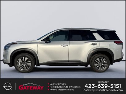 New 2025 Nissan Pathfinder S