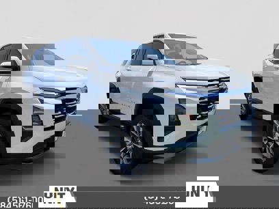 New 2025 Chevrolet Equinox LT