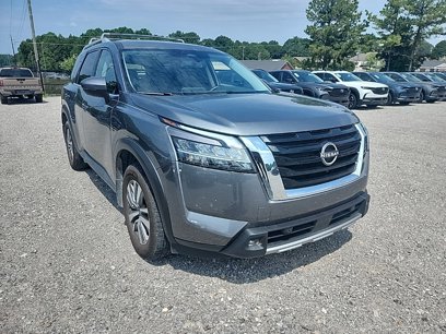 Used 2022 Nissan Pathfinder SL