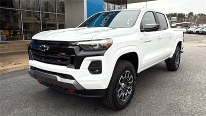 New 2025 Chevrolet Colorado Z71