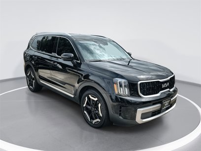 Used 2023 Kia Telluride EX w/ EX Captain's Chair Package