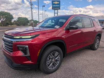 New 2025 Chevrolet Traverse LT w/ Driver Confidence Package