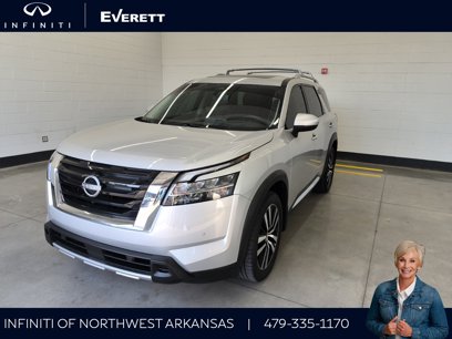 Used 2023 Nissan Pathfinder Platinum