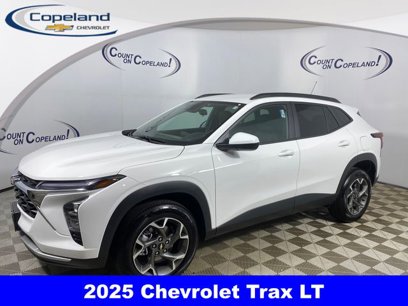 Used 2025 Chevrolet Trax LT w/ Driver Confidence Package