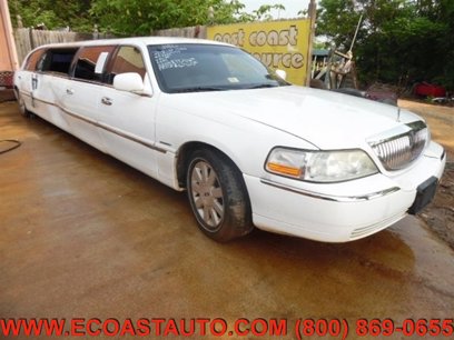 Used 2003 Lincoln Town Car Executive