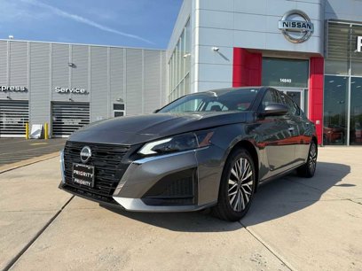 Certified 2023 Nissan Altima 2.5 SV w/ SV Premium Package