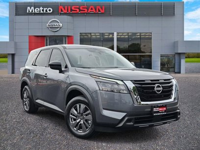 Used 2025 Nissan Pathfinder S