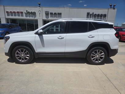 Used 2024 GMC Terrain SLT