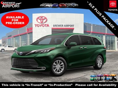 New 2025 Toyota Sienna XLE