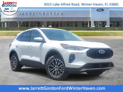 New 2025 Ford Escape SE