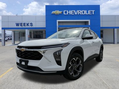 Used 2025 Chevrolet Trax LT w/ Driver Confidence Package