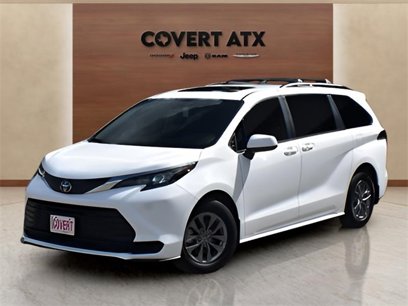 Used 2025 Toyota Sienna LE