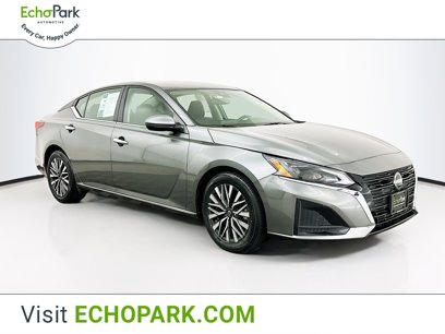 Used 2023 Nissan Altima 2.5 SV
