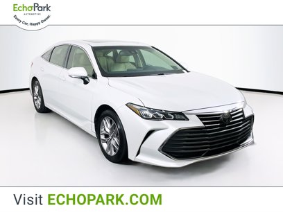 Used 2019 Toyota Avalon XLE w/ Moonroof Package