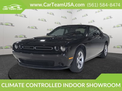 Used 2016 Dodge Challenger SXT