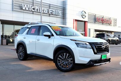 Certified 2023 Nissan Pathfinder SL w/ Lighting Package (N92)