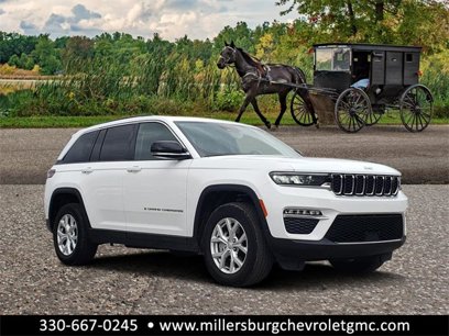 Used 2023 Jeep Grand Cherokee Limited w/ Trailer Tow Prep Group (B)