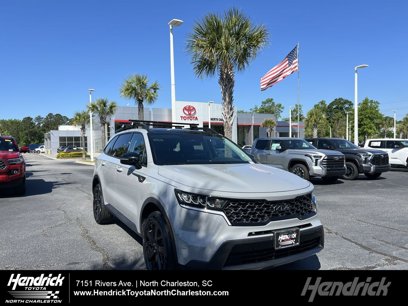 Used 2022 Kia Sorento S w/ Panoramic Sunroof Package