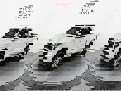 New 2025 Toyota Tacoma SR5