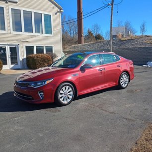 Used 2018 Kia Optima S w/ Panoramic Sunroof Package